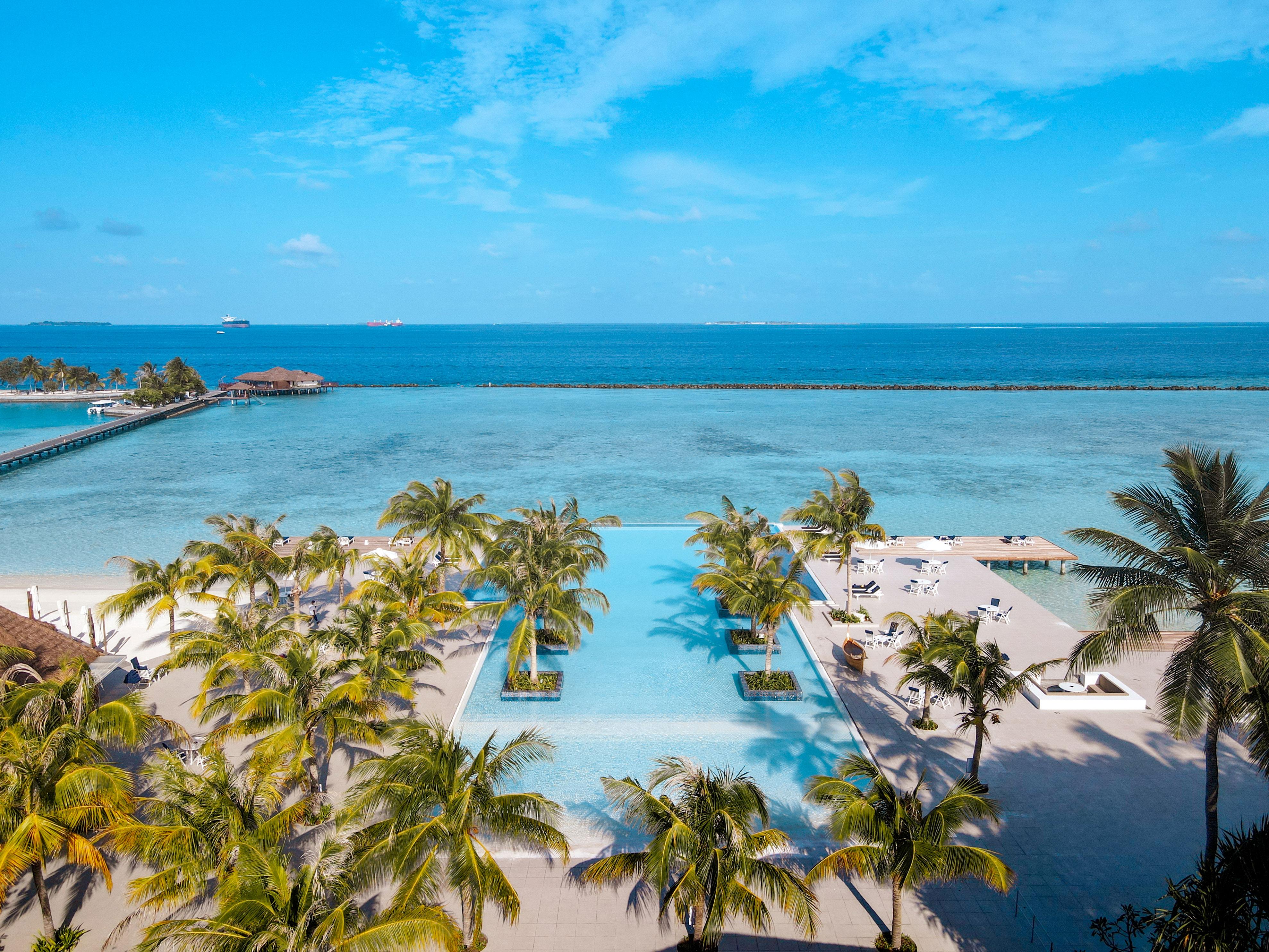 Resort Nautica Paradise Island 5*